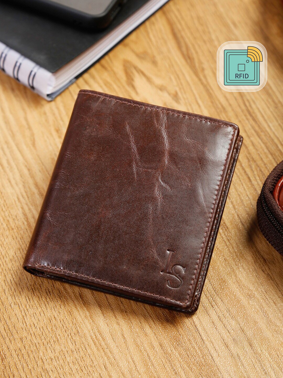 

LOUIS STITCH Men Brown Leather Two Fold Wallet