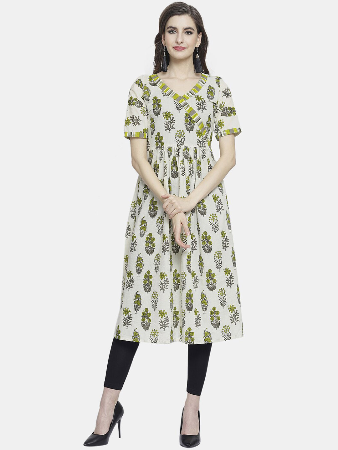 

Enchanted Drapes Women White & Green Floral Printed Thread Work Kurta