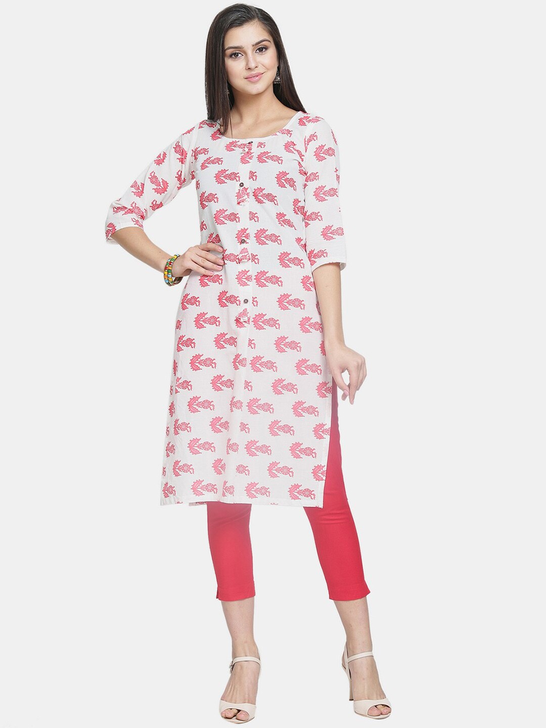 

Enchanted Drapes Women White Floral Printed Cotton Kurta