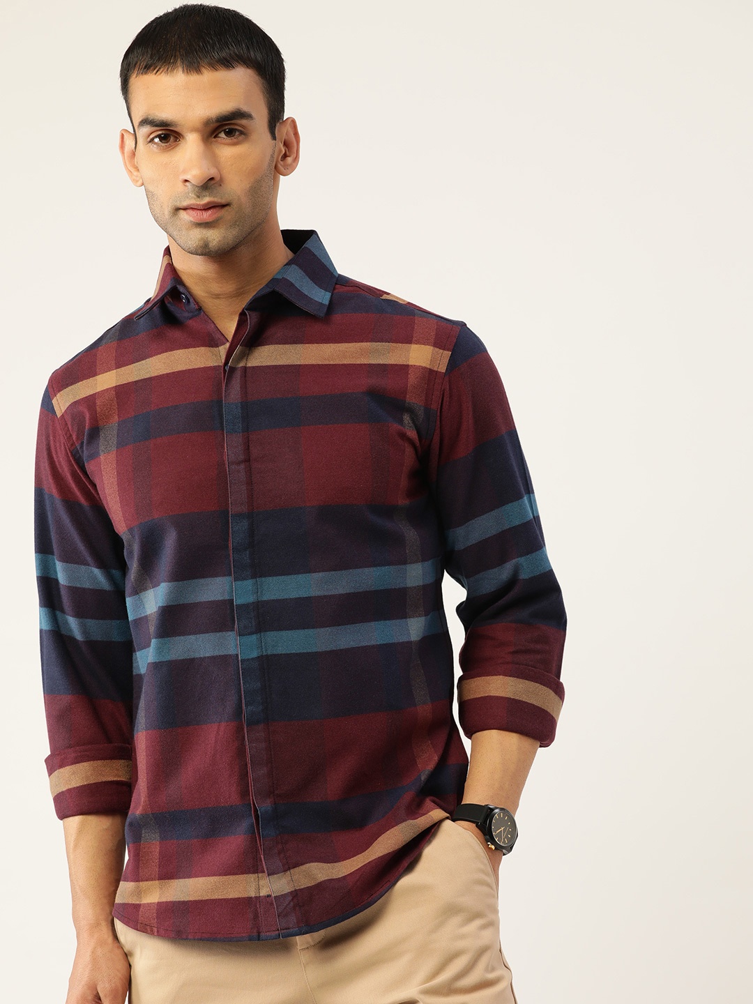 

Molly & Michel Men Maroon & Navy Blue Pure Cotton Slim Fit Checked Casual Shirt