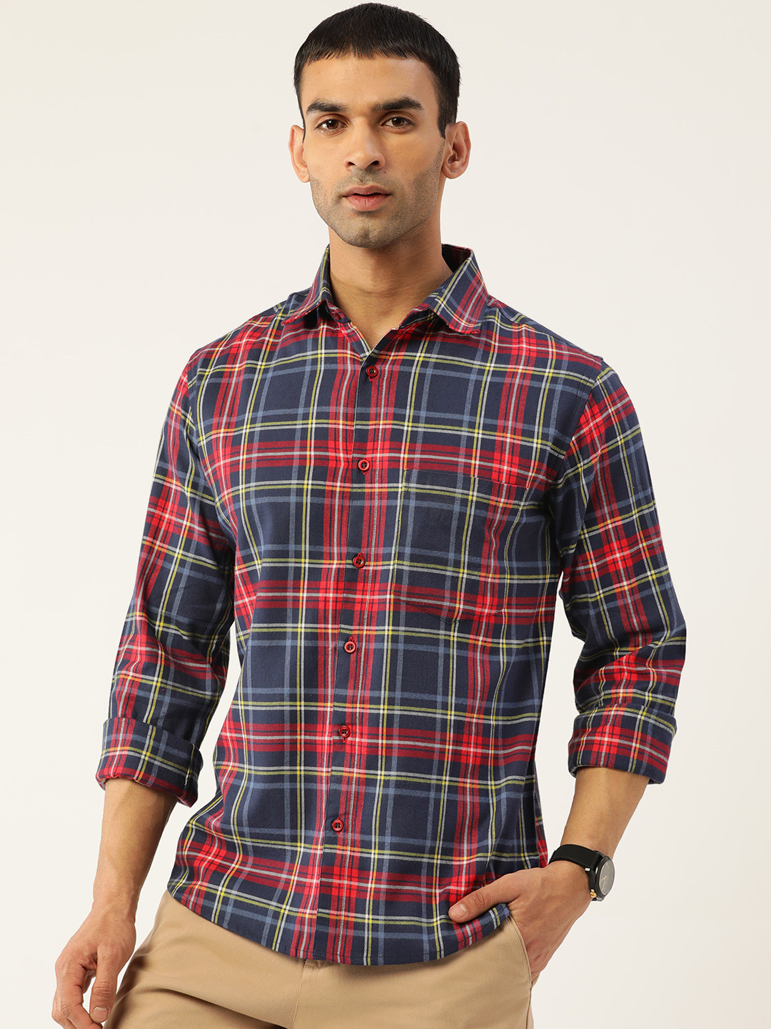 

Molly & Michel Men Navy Blue & Red Pure Cotton Slim Fit Checked Casual Shirt