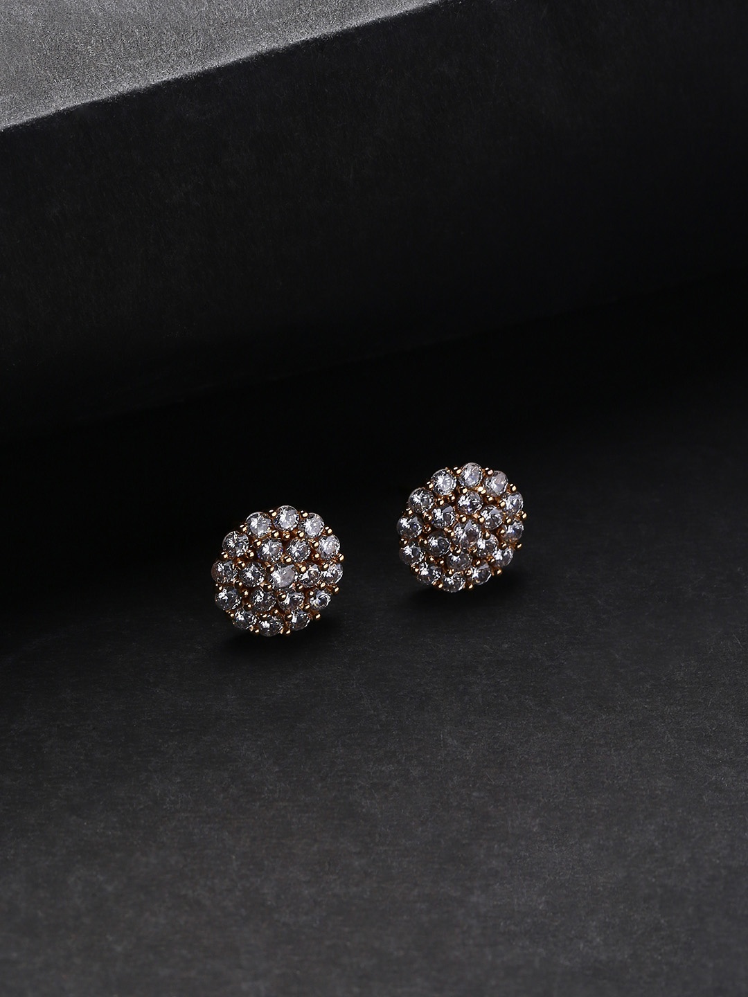 

justpeachy Gold-Toned Circular Studs Earrings