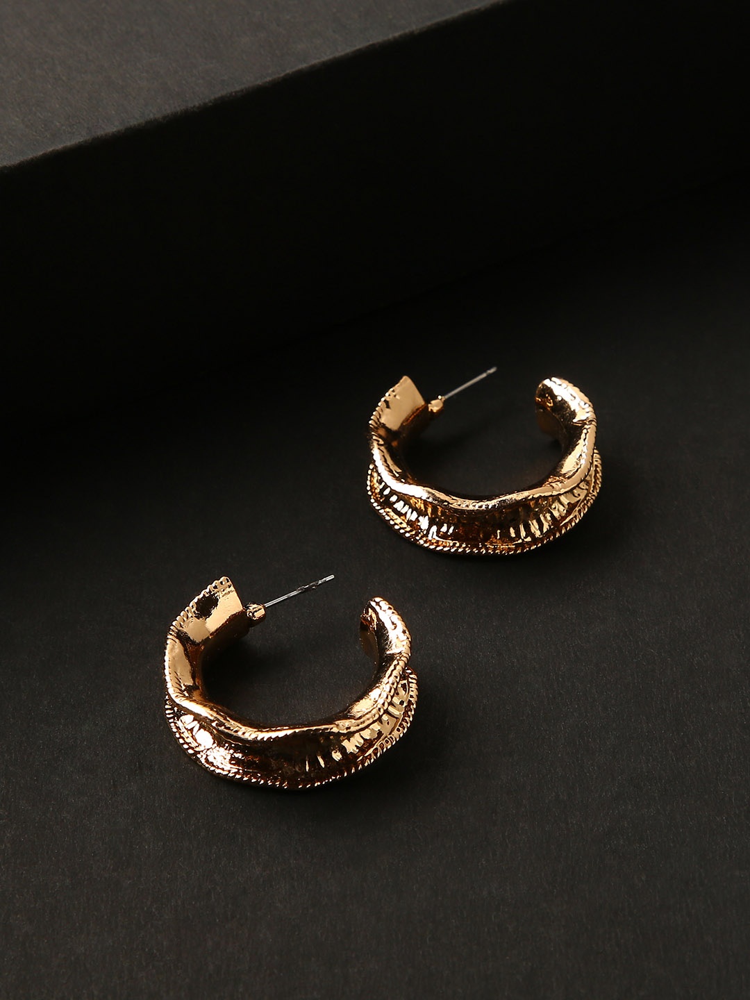 

justpeachy Gold-Toned Contemporary Half Hoop Earrings