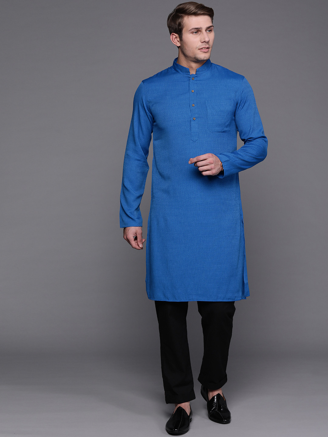 

Manu Men Blue Self Design Kurta
