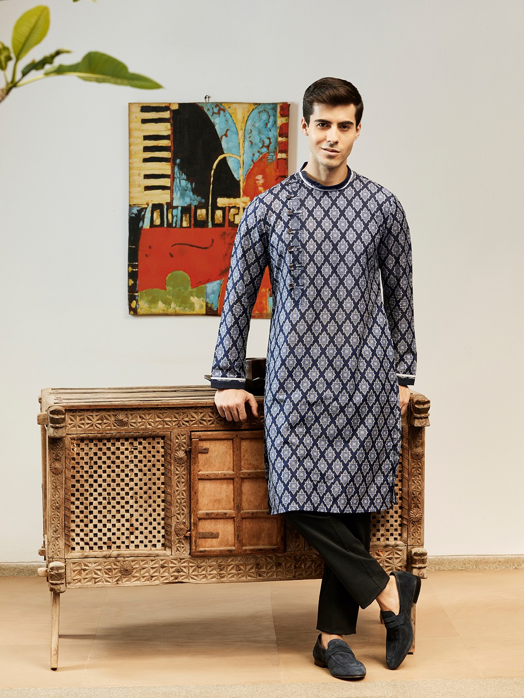 

Manu Men Blue & Off White Ethnic Motifs Printed Kurta