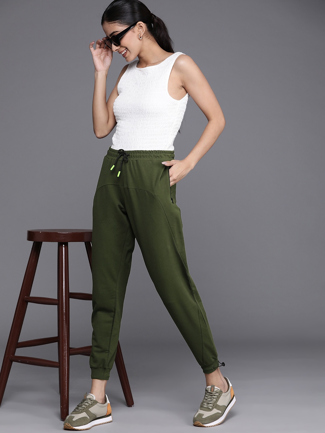 

Allen Solly Woman Olive Green Solid Regular Fit Joggers