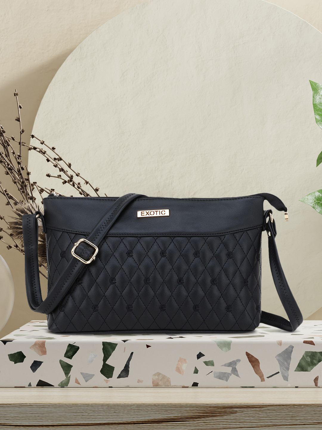 

Exotic Black Structured Quilted Sling Bag