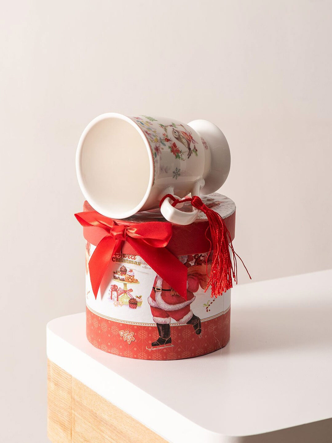 

THEDECORKART White & Red Floral Printed Ceramic Glossy Mug