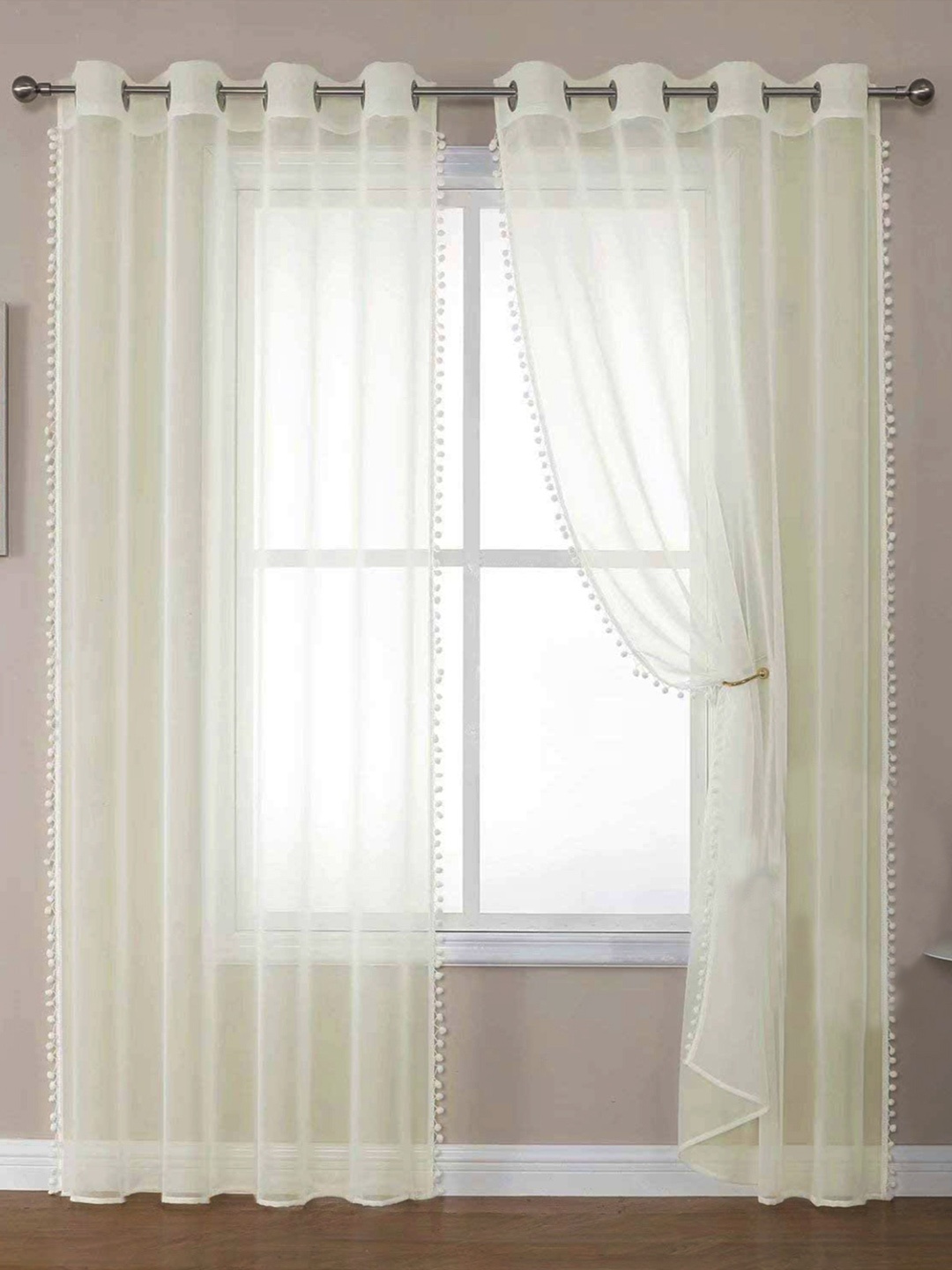 

URBAN SPACE Cream-Coloured Set of 2 Window Curtain