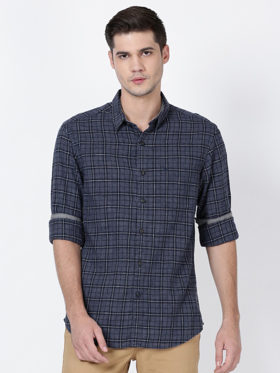 

t-base Men Blue Regular Fit Checked Casual Shirt