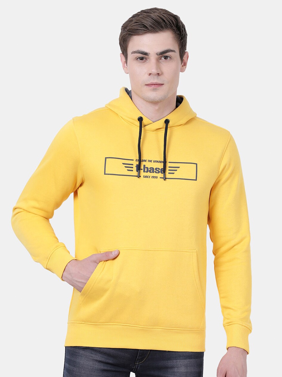 

t-base Men Yellow Printed Hooded Sweatshirt