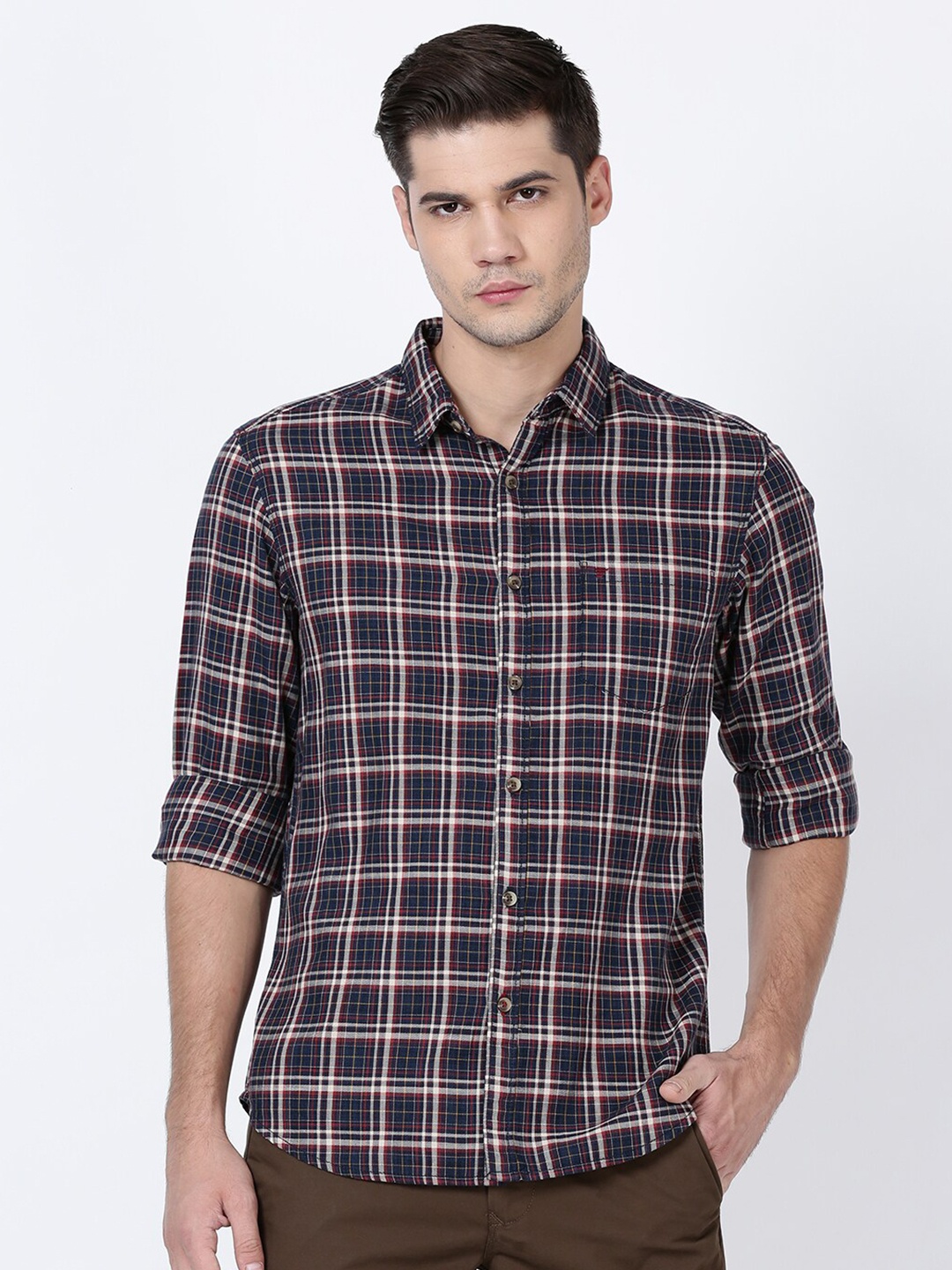 

t-base Men Navy Blue Regular Fit Checked Casual Shirt