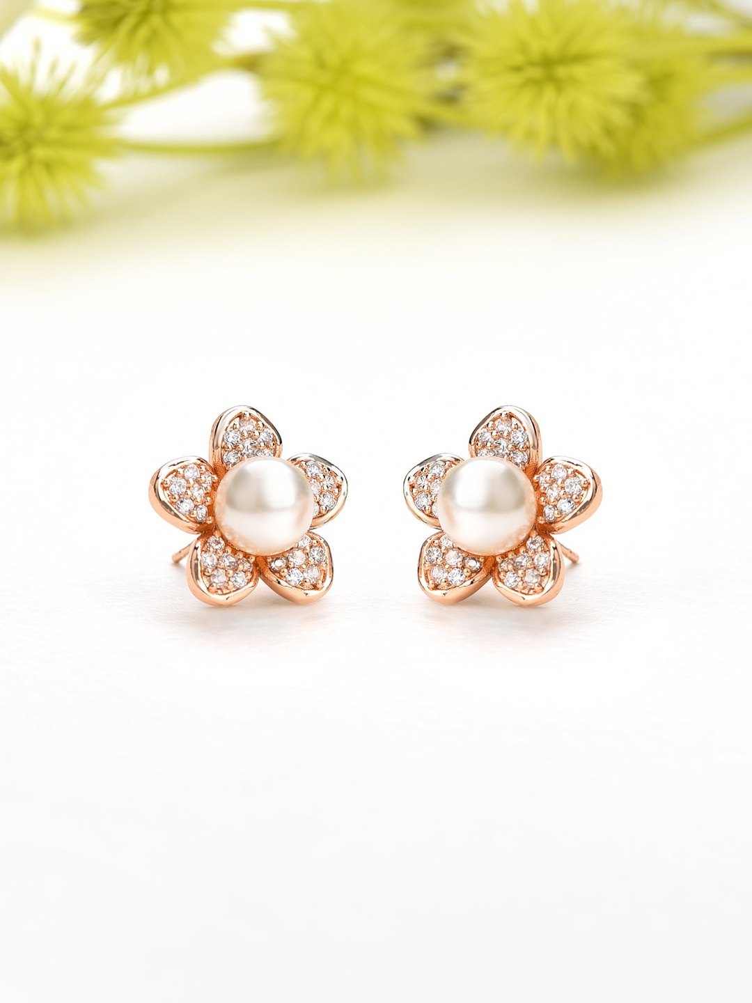 

AMI Rose Gold Floral Studs Earrings