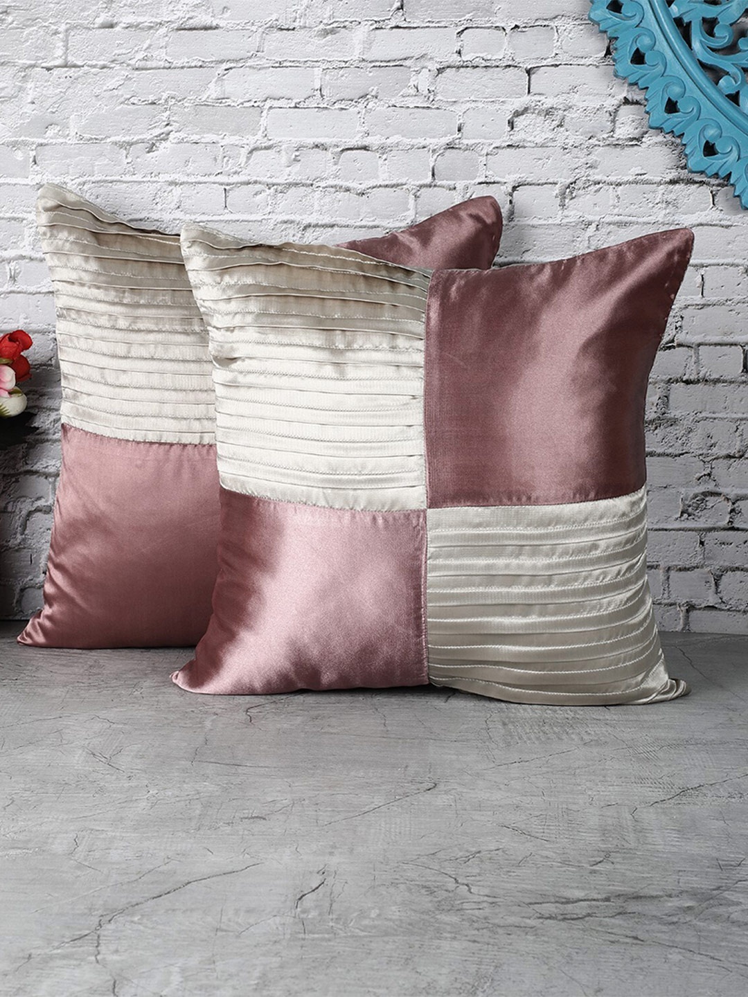 

The Decor Mart Pack Of 2 Grey & Purple Checked Satin Cushion Cover