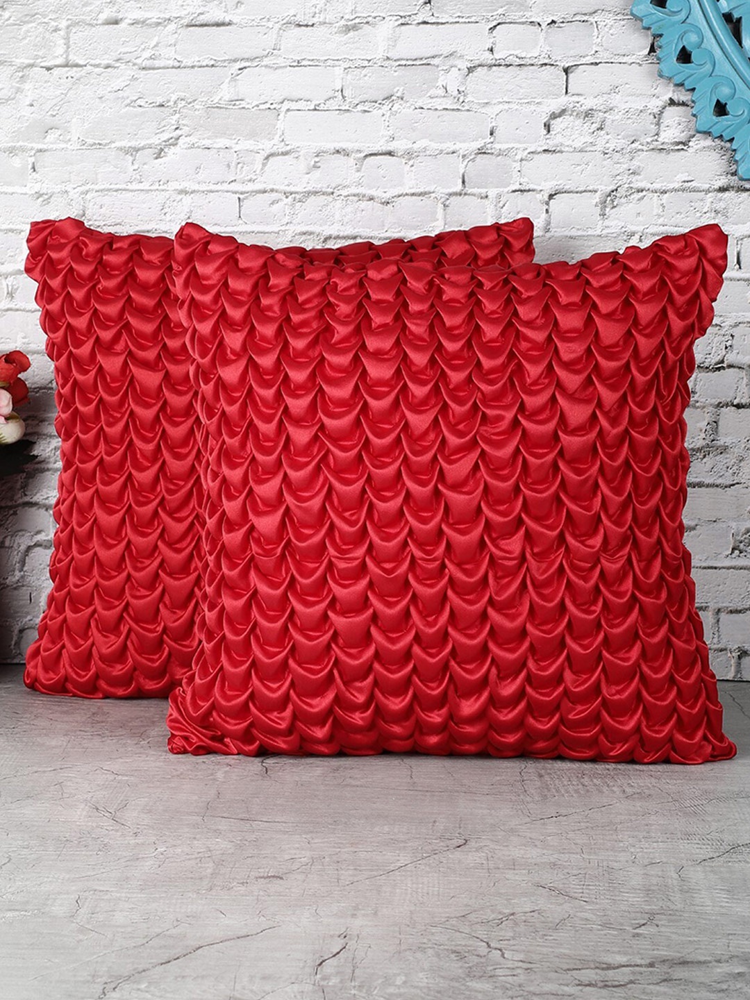 

The Decor Mart Red Set of 2 Satin Square Cushion Covers