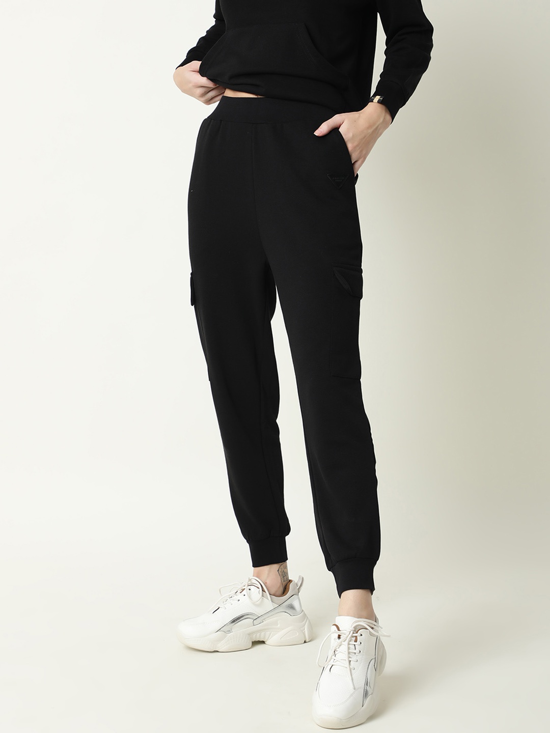 

RAREISM Women Black Solid Slim Fit Joggers