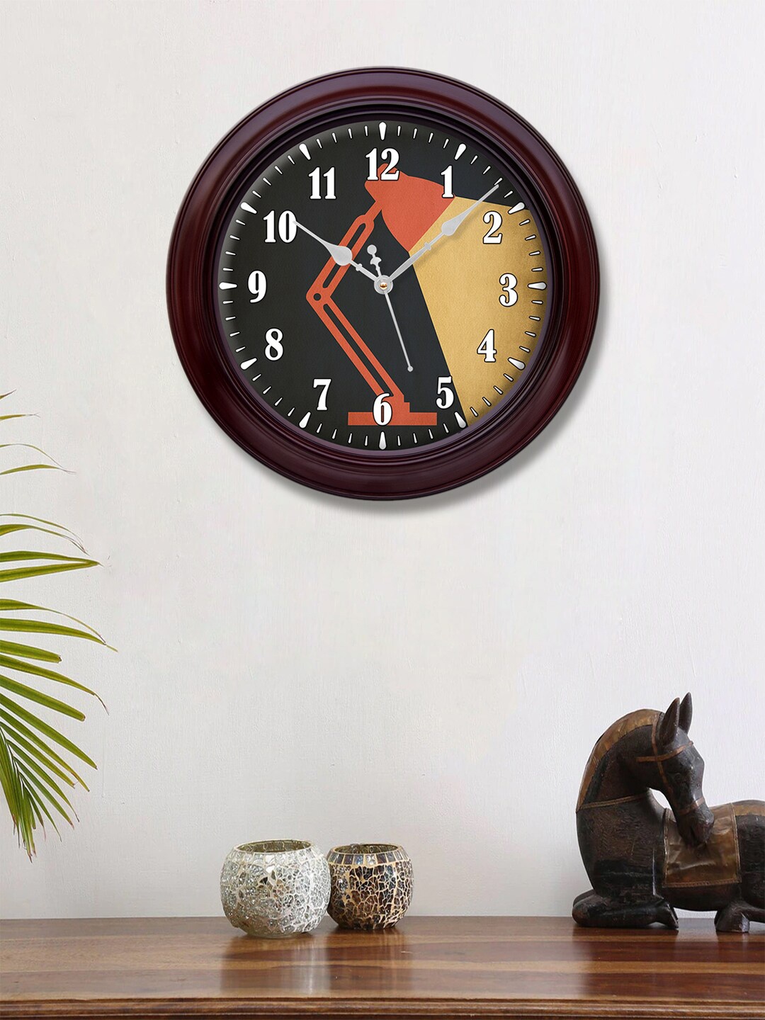 

999Store Black & Beige Printed Traditional Analogue Wall Clock