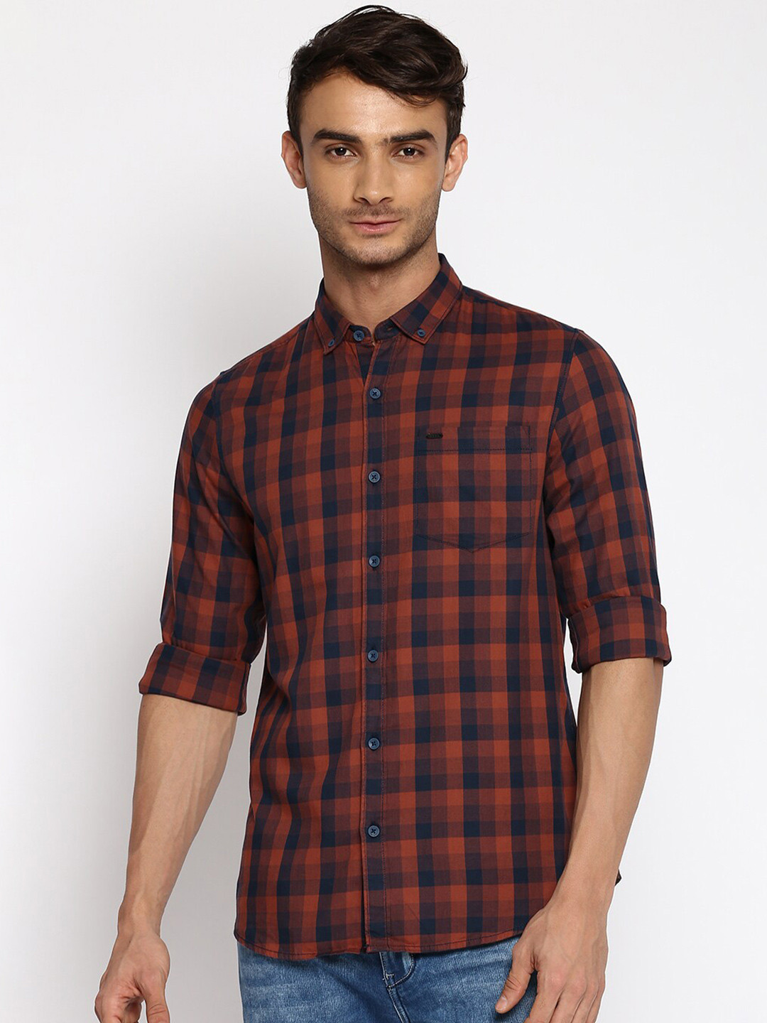 

Lee Men Red Classic Slim Fit Tartan Checks Cotton Casual Shirt