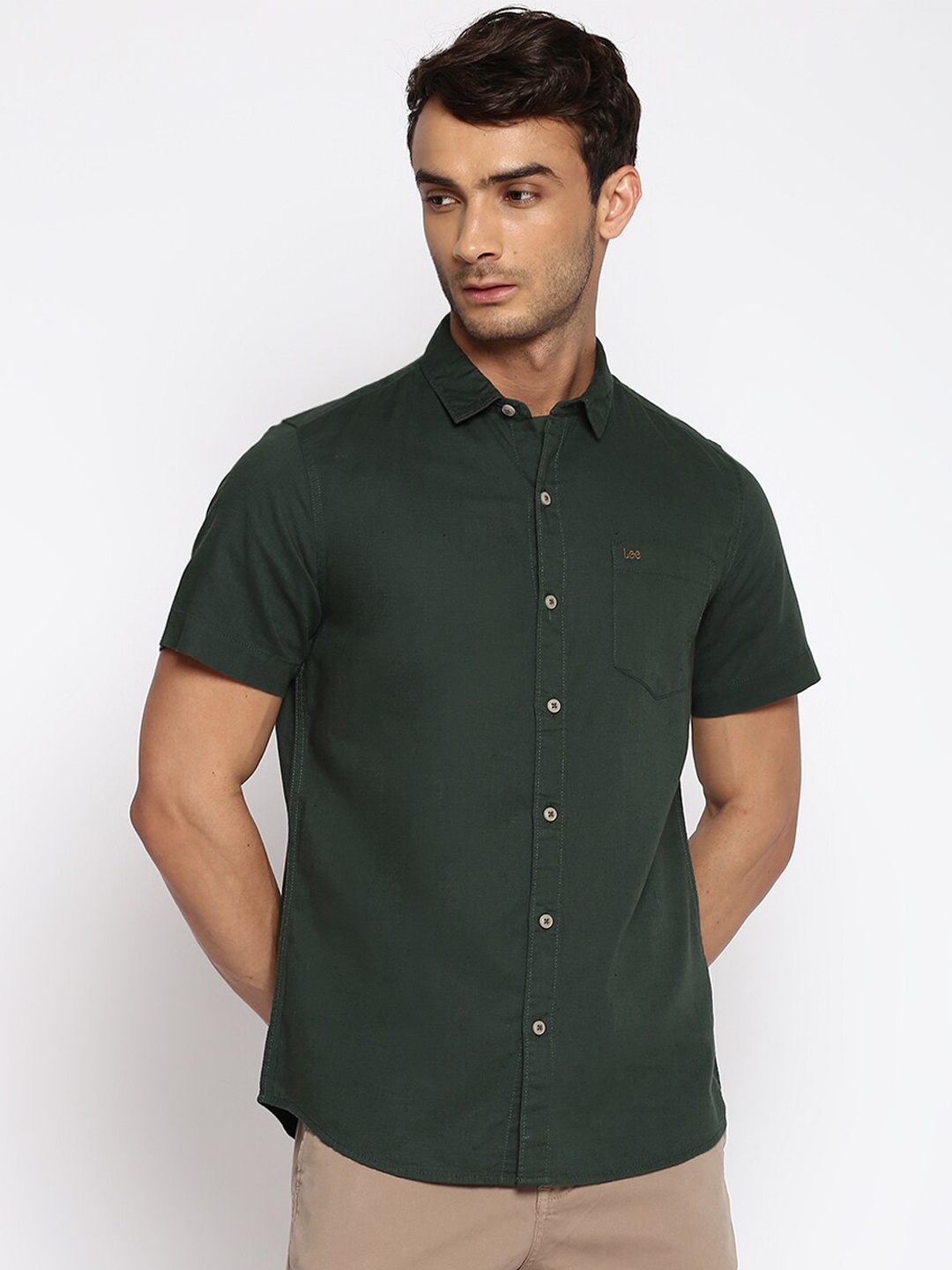 

Lee Men Olive Green Classic Slim Fit Casual Shirt