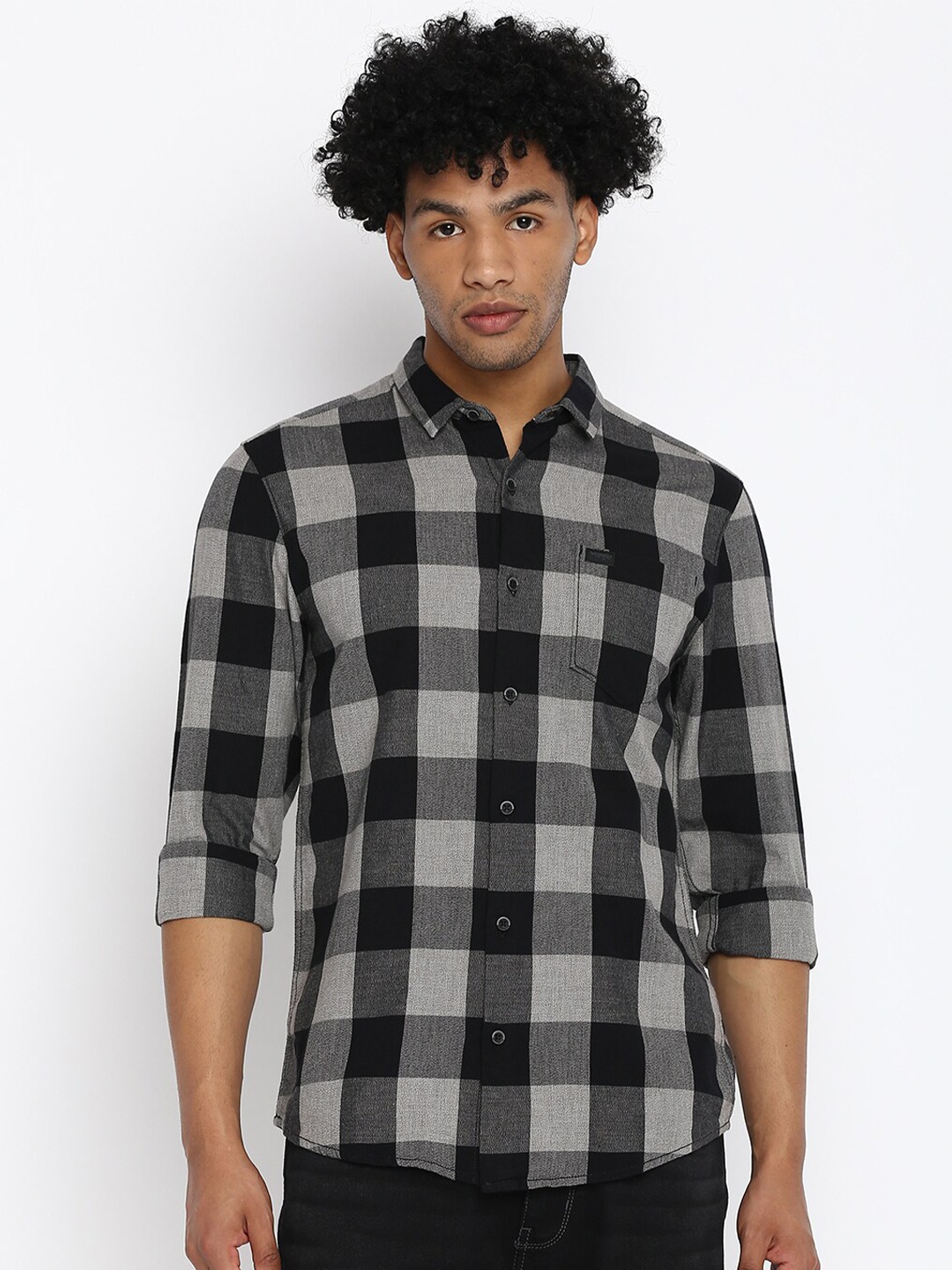 

Wrangler Men Black Classic Slim Fit Buffalo Checks Cotton Casual Shirt