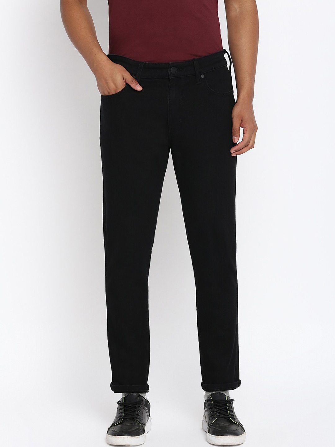 

Wrangler Men Black Slim Fit Cotton Stretchable Jeans