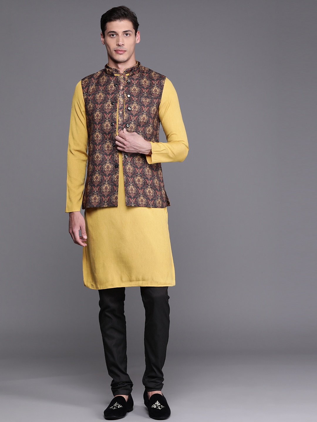 

Manu Men Mustard Yellow Printed Kurta Churidar with Nehru Jacket