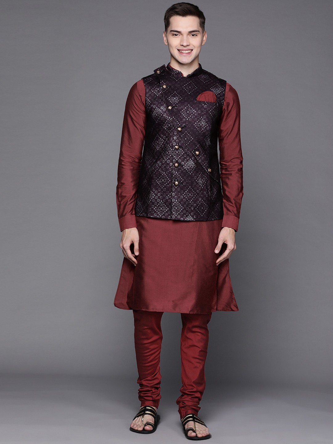 

Manu Men Maroon & Black Solid Kurta Set with Printed Nehru Jacket