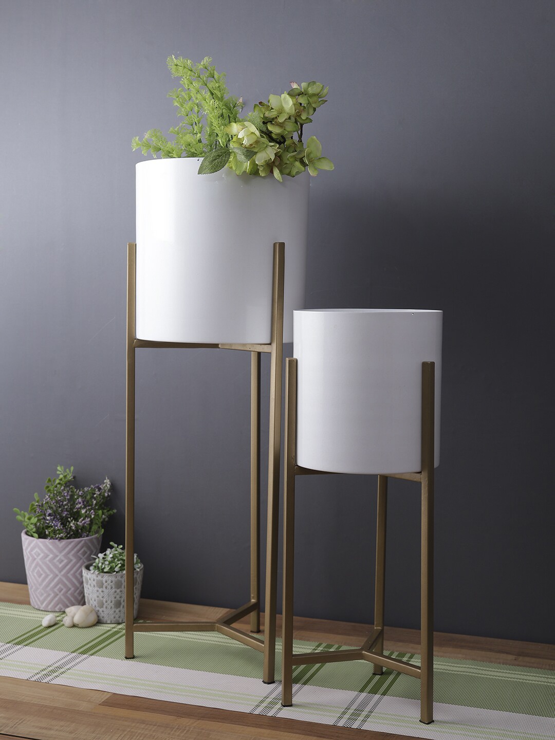 

Aapno Rajasthan Set of 2 White & Brown Metal Planter With Stand