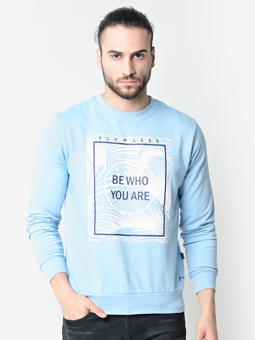 

FLAWLESS Men Blue Printed Sweatshirt
