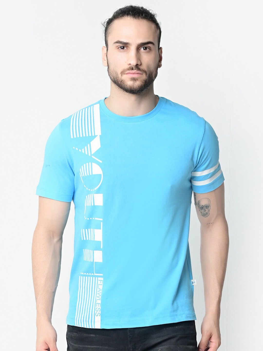 

FLAWLESS Men Turquoise Blue Typography Printed T-shirt