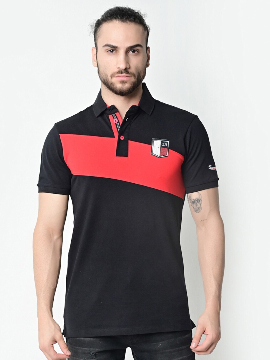 

FLAWLESS Men Black Colourblocked Polo Collar T-shirt