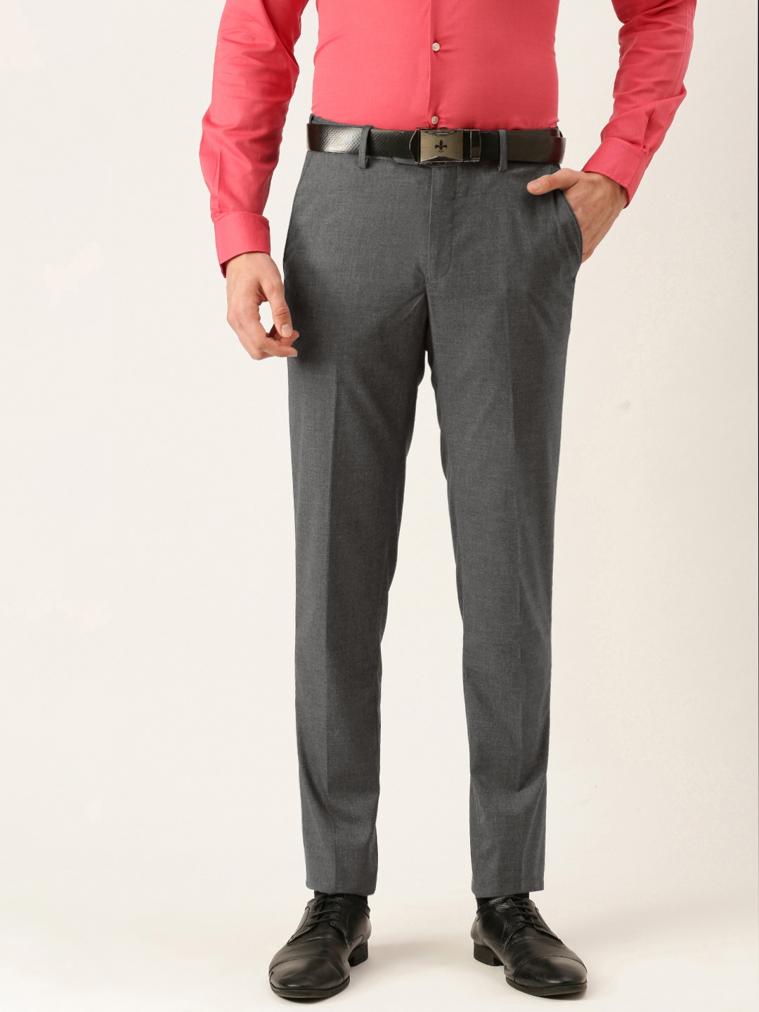 

Peter England Men Grey Solid Slim Fit Trousers