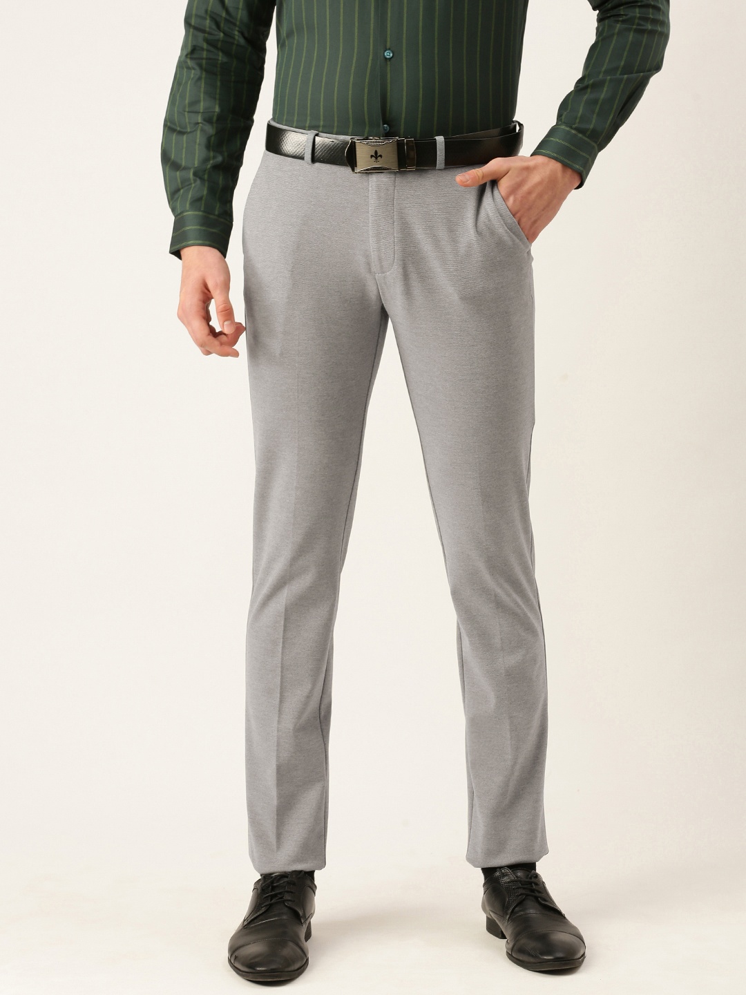 

Peter England Men Grey Solid Slim Fit Formal Trousers