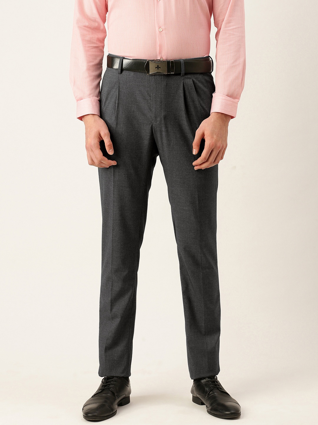 

Peter England Men Grey Slim Fit Trousers