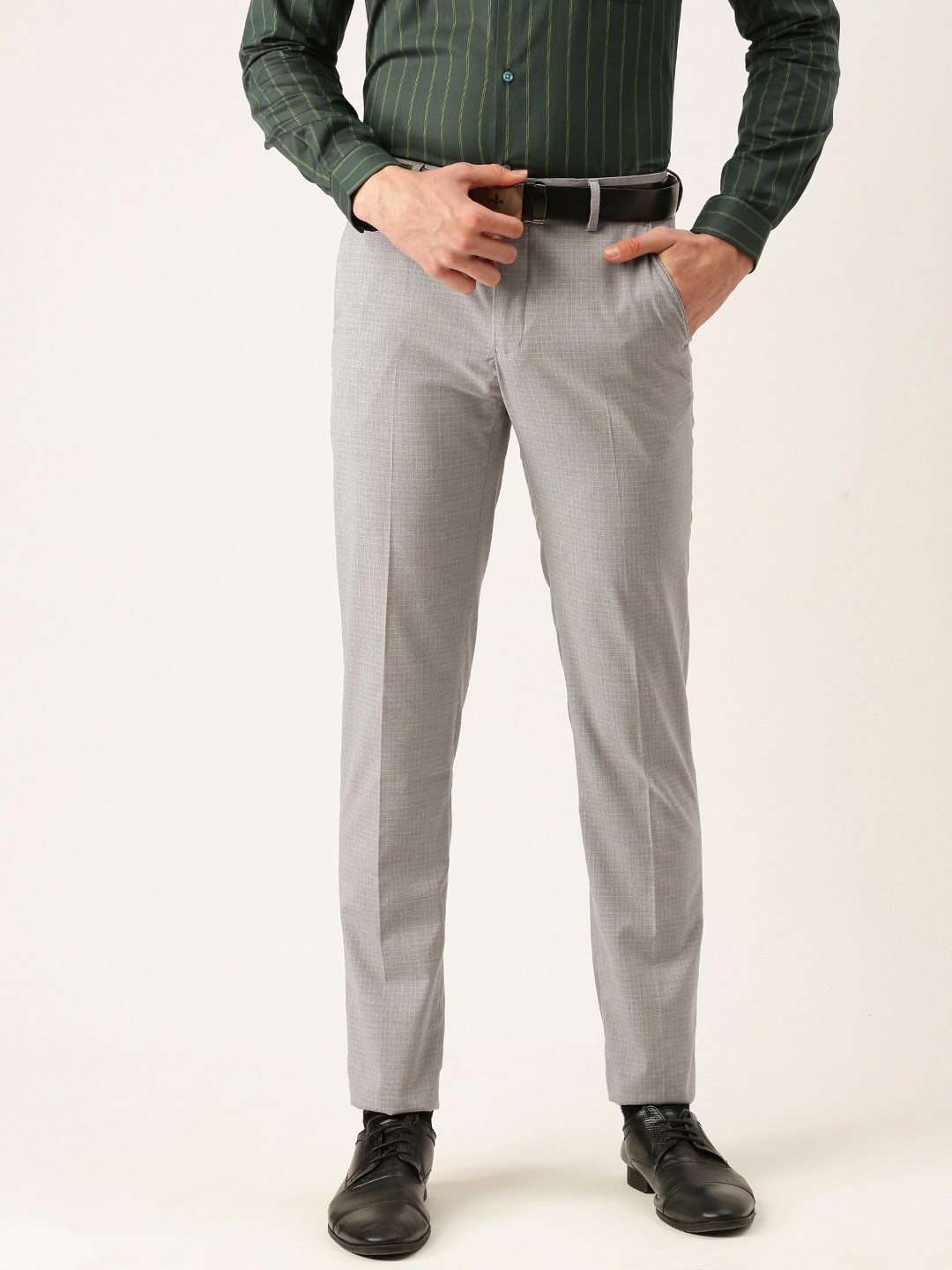 

Peter England Men Light Grey Checked Slim Fit Trousers