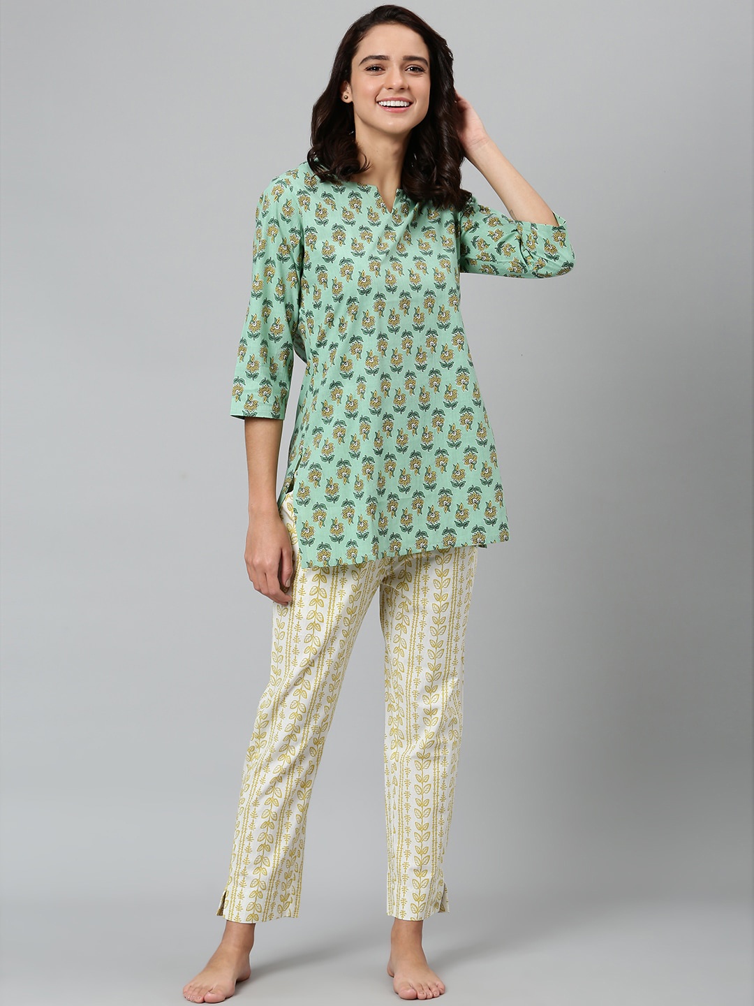 

Khushal K Women Green & White Printed Night Suit