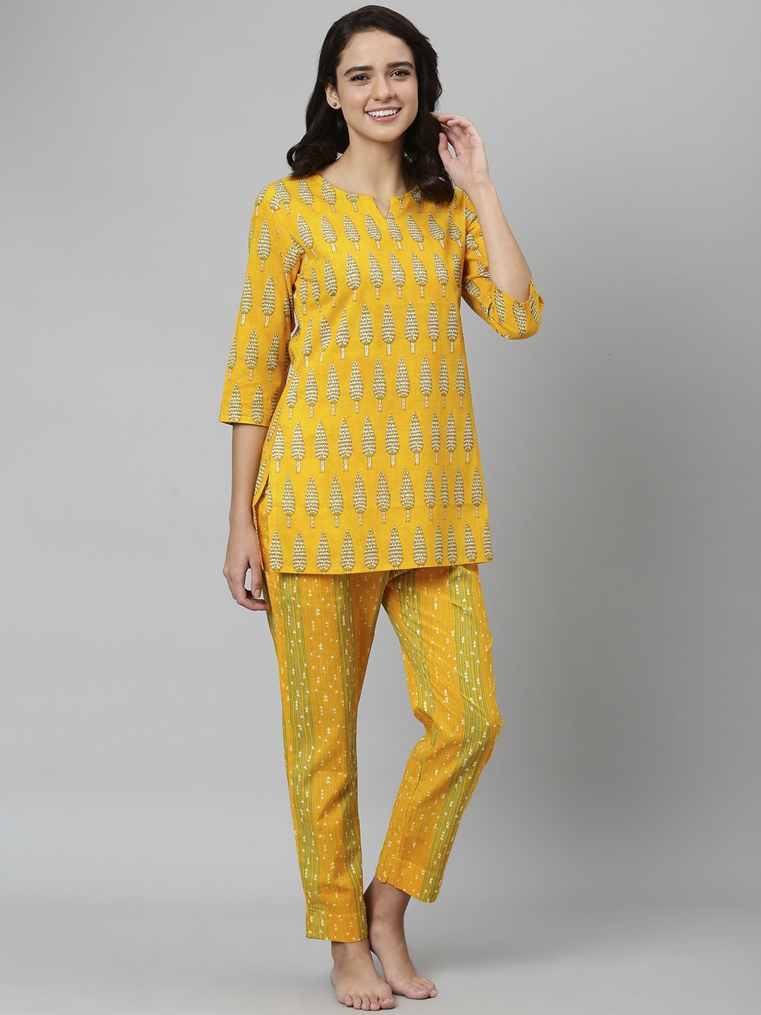 

Khushal K Women Yellow & Green Printed Pure Cotton Night Suit