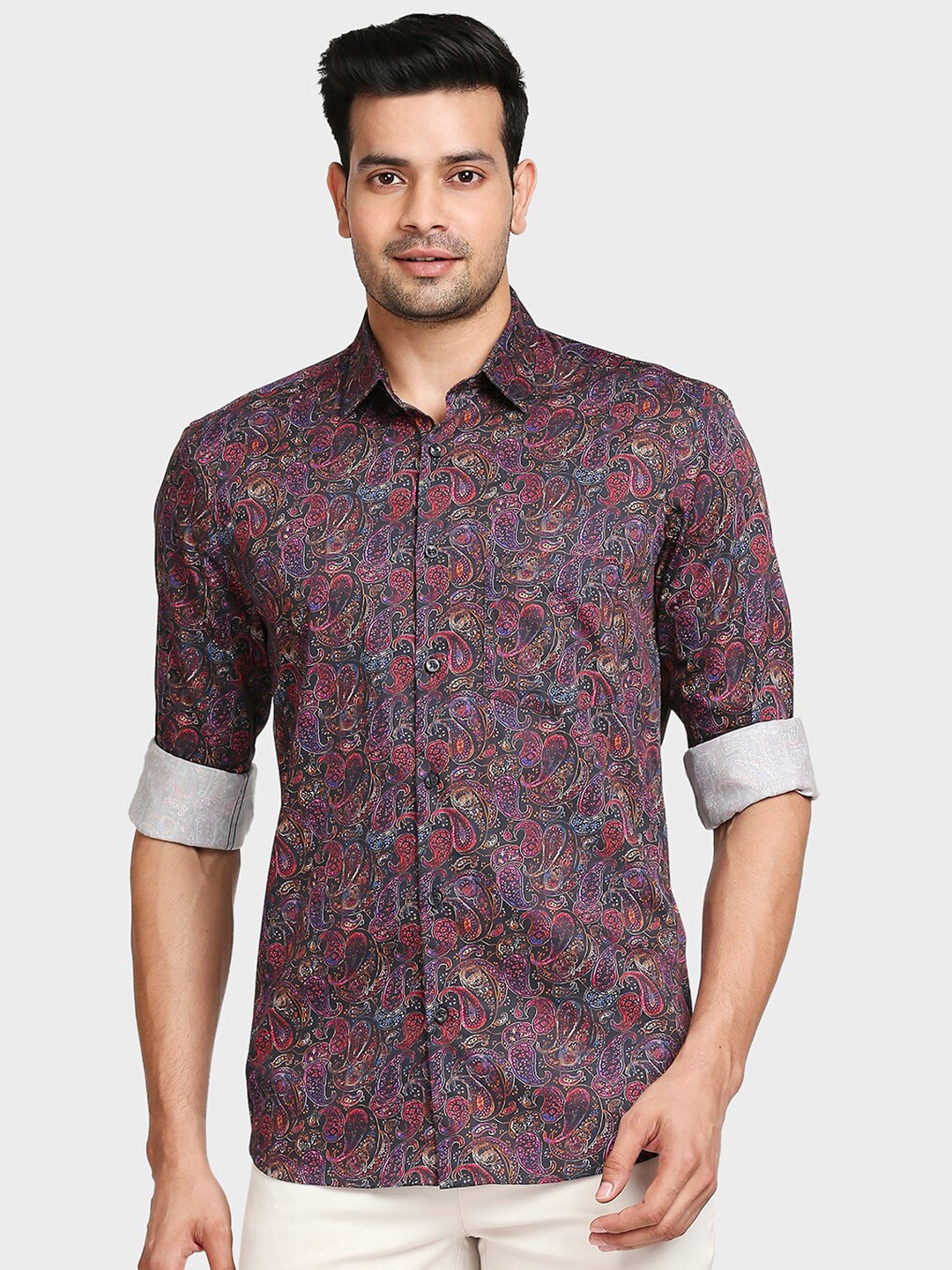 

ColorPlus Men Black Tailored Fit Printed Casual Shirt