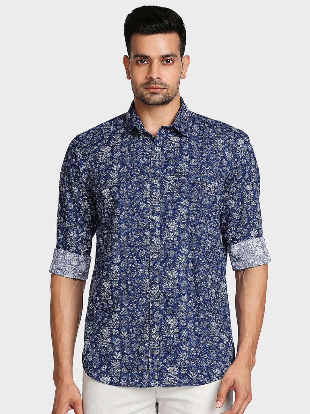 

ColorPlus Men Blue Tailored Fit Floral Printed Casual Shirt