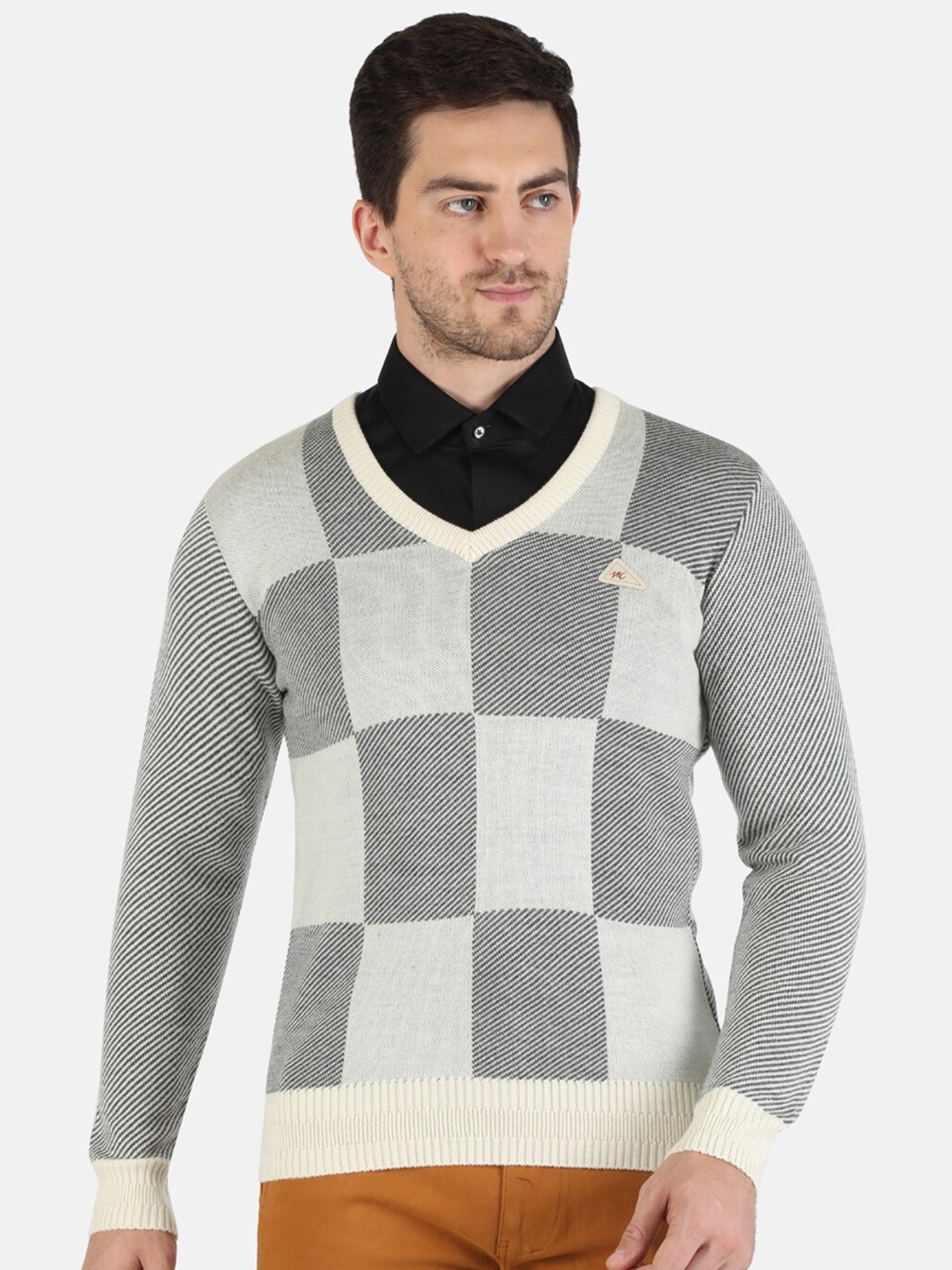 

Monte Carlo Men Off White & Grey Checked Printed Pullover