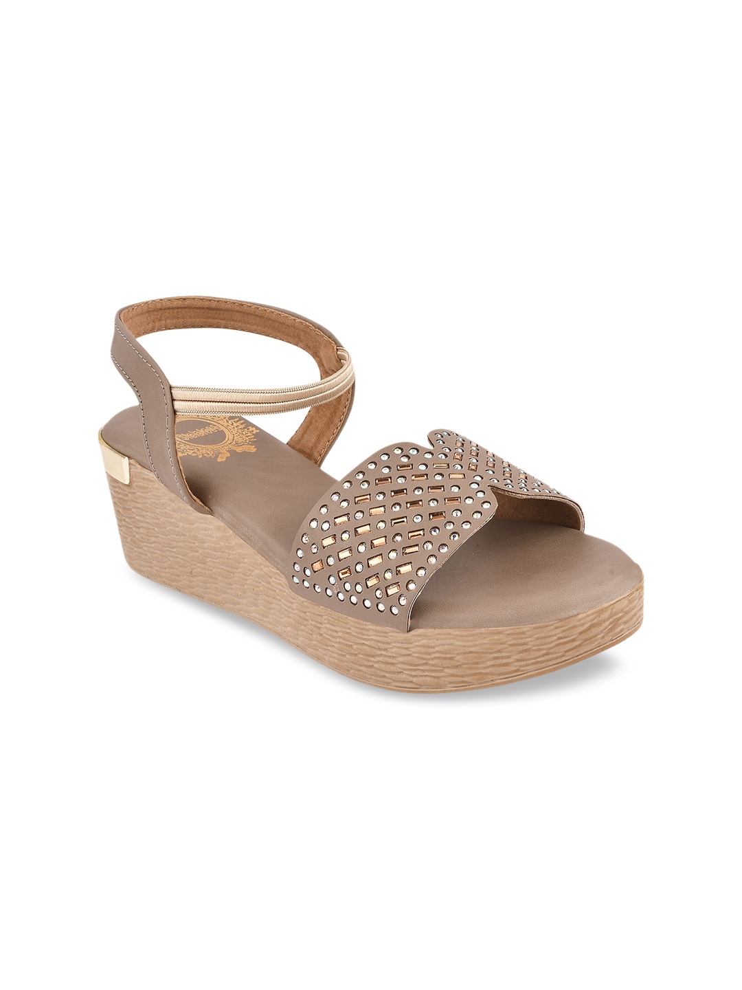 

Stelatoes Beige Embellished Ethnic Platform Sandals