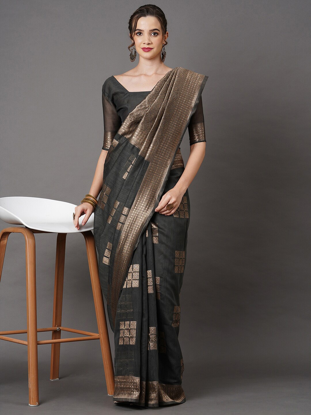 

Mitera Grey & Rose Gold Floral Linen Blend Banarasi Saree