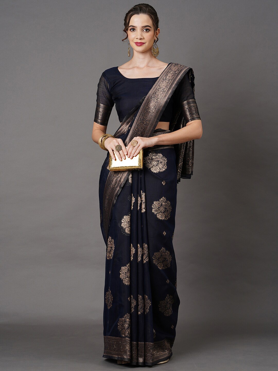 

Mitera Navy Blue & Gold-Toned Floral Linen Blend Banarasi Saree
