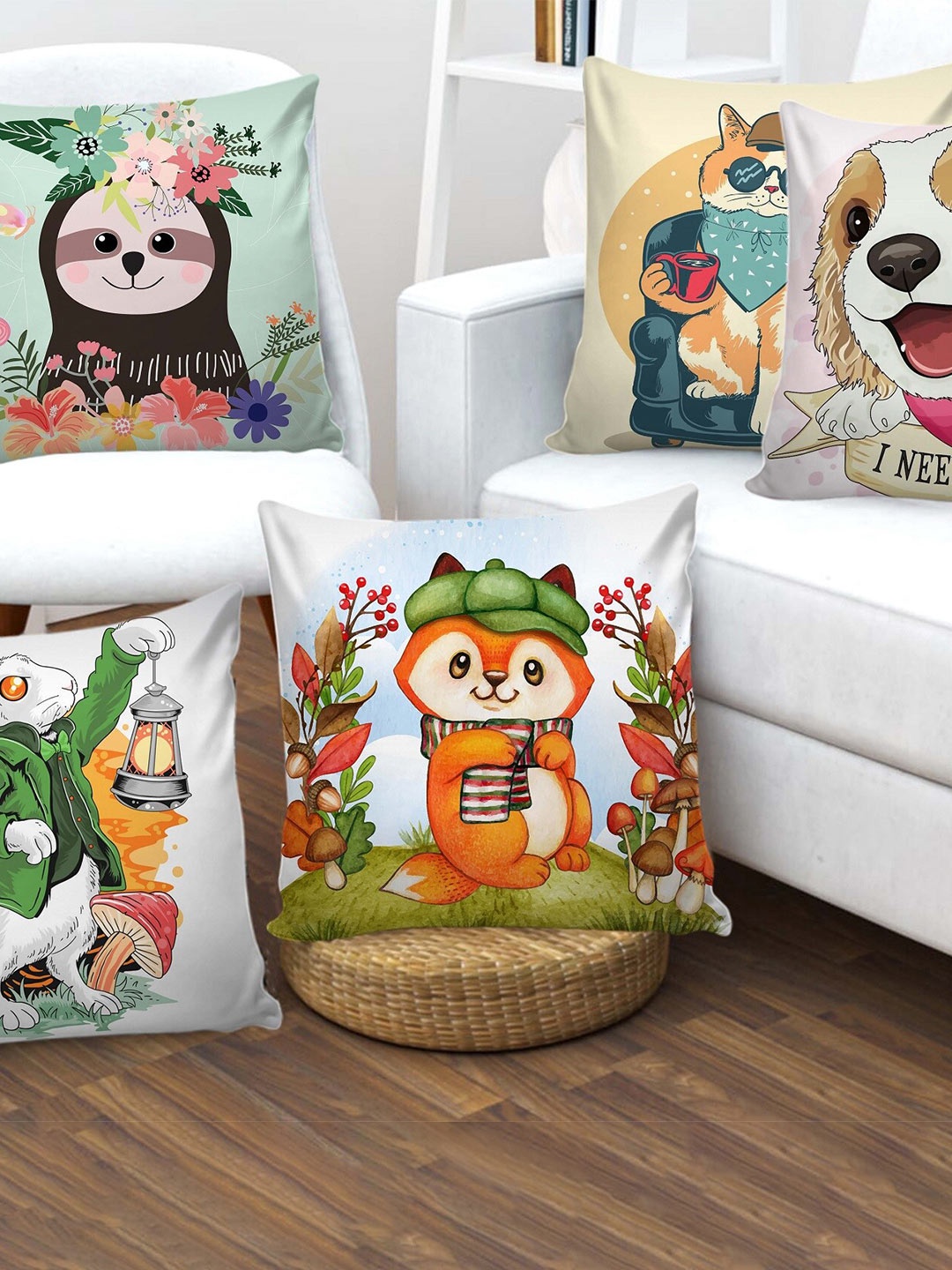 

AEROHAVEN Multicoloured Set of 5 Cartoon Characters Square Cushion Covers, Multi