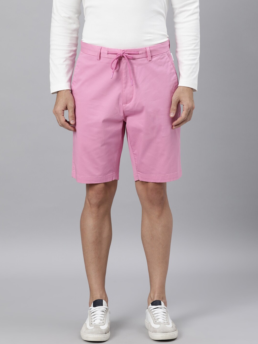 

RARE RABBIT Men Pink Slim Fit Cotton Shorts