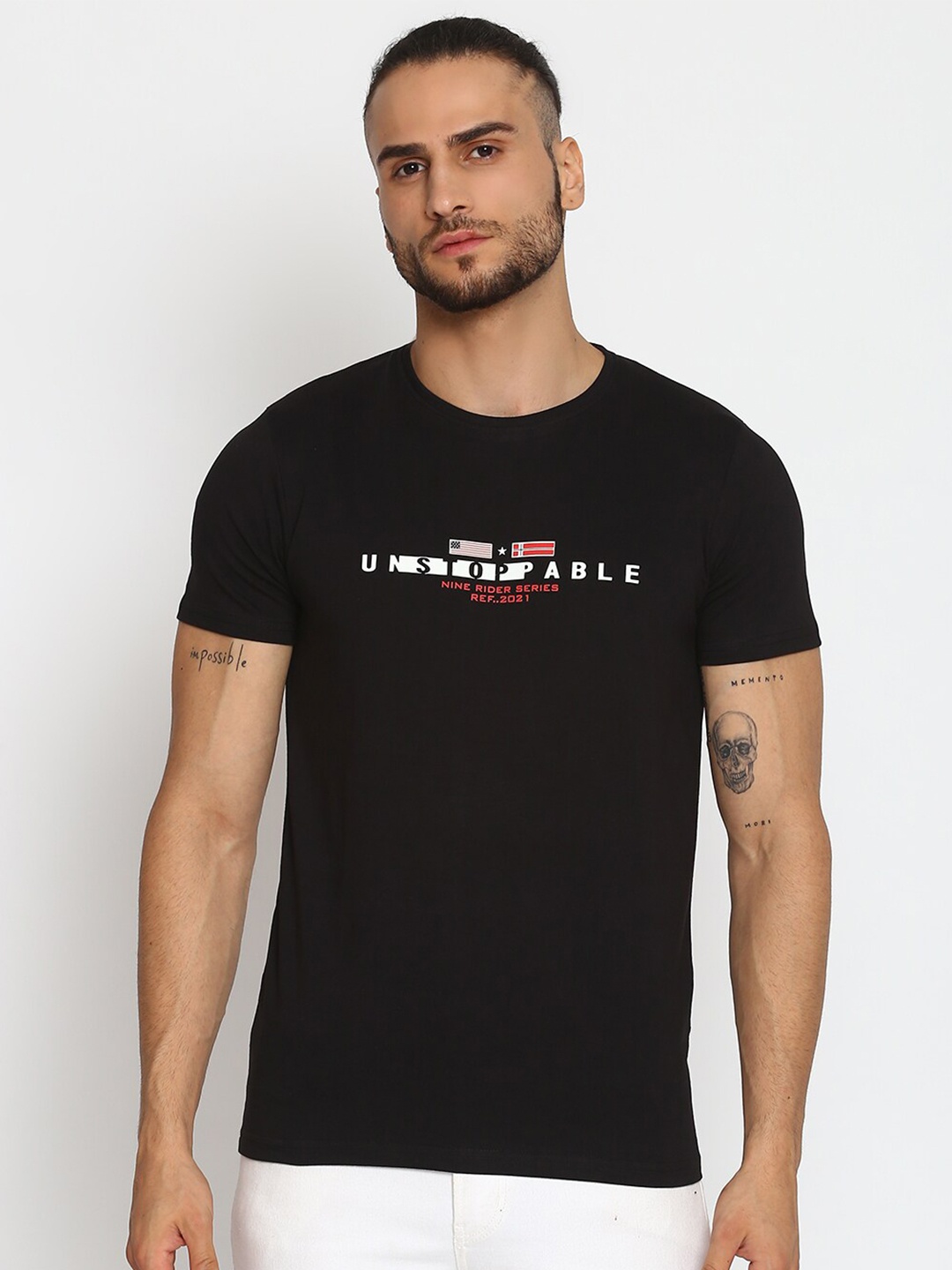 

MKH Men Black Typography T-shirt