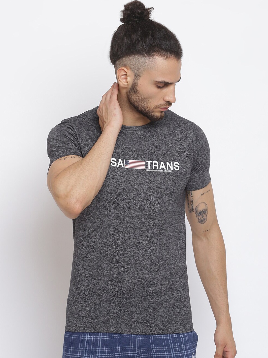 

MKH Men Grey Printed T-shirt