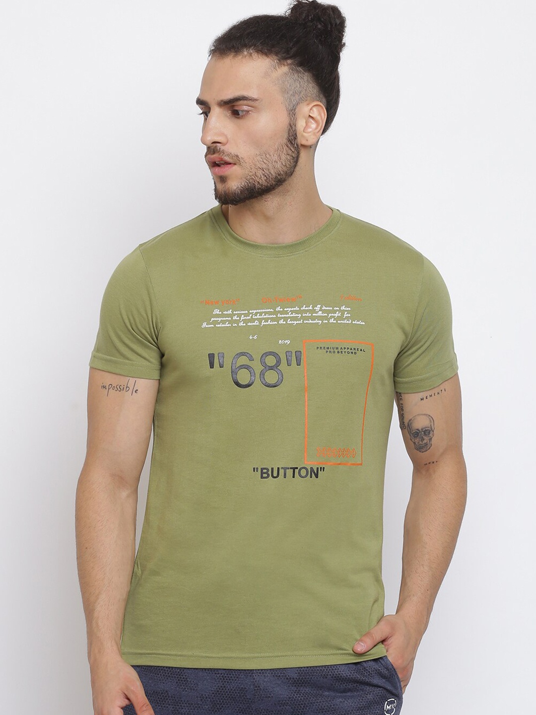 

MKH Men Olive Green Typography Printed Sports T-shirt