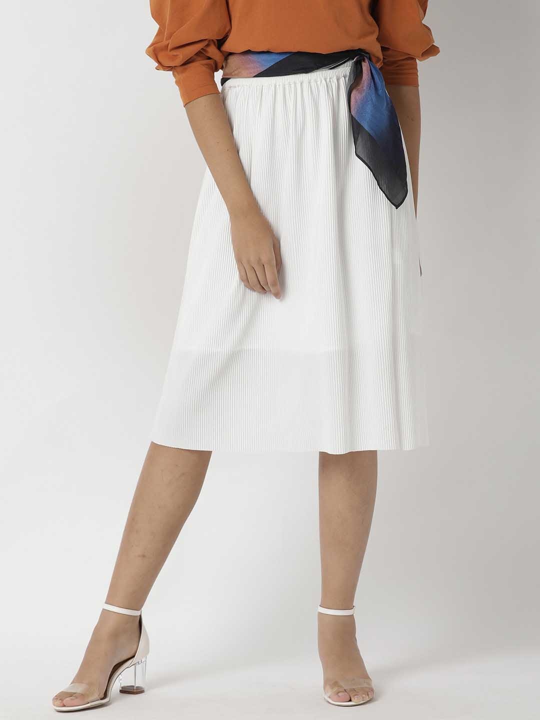 

RAREISM Women White Solid Slit Flared Knee Length Skirt