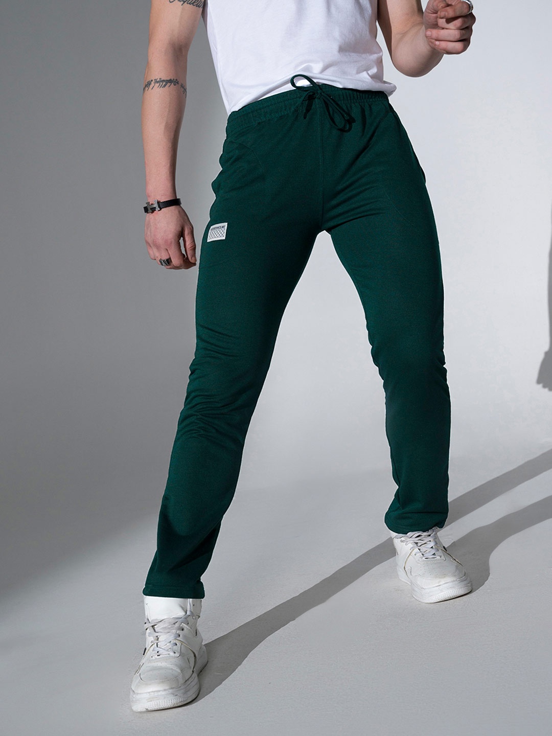 

Hubberholme Men Green Solid Regular Fit Track Pants